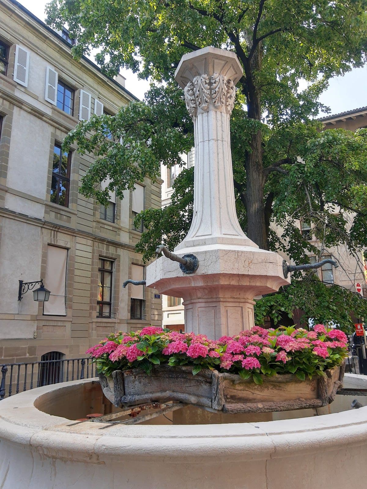 Geneva Region Travel Guide: Plan Your Perfect Trip