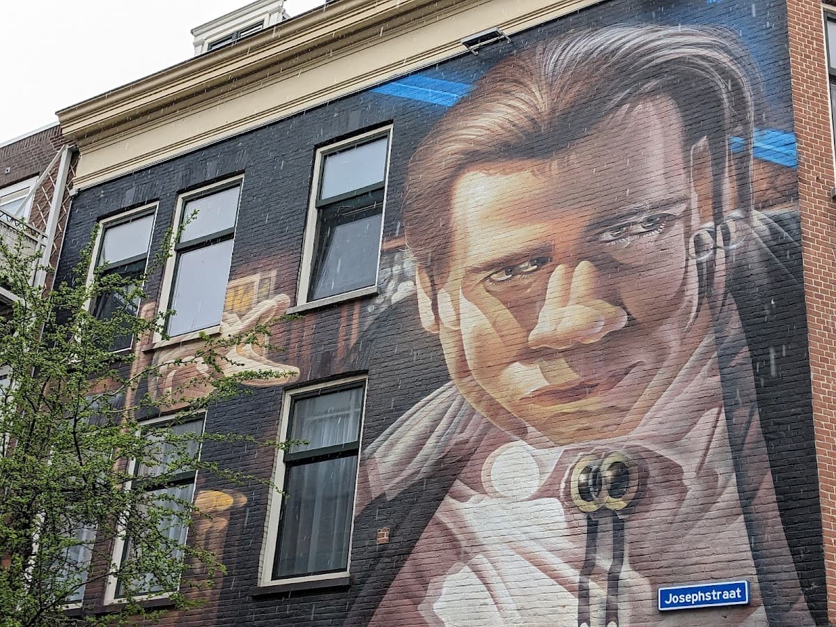 Rotterdam Street Art tour: Including specialised guide