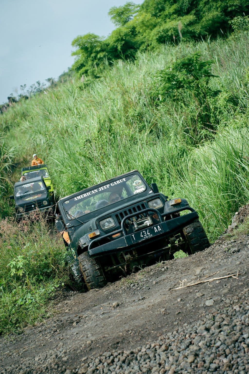 Gunung Guntur Offroad Lava Jeep Tour, Garut