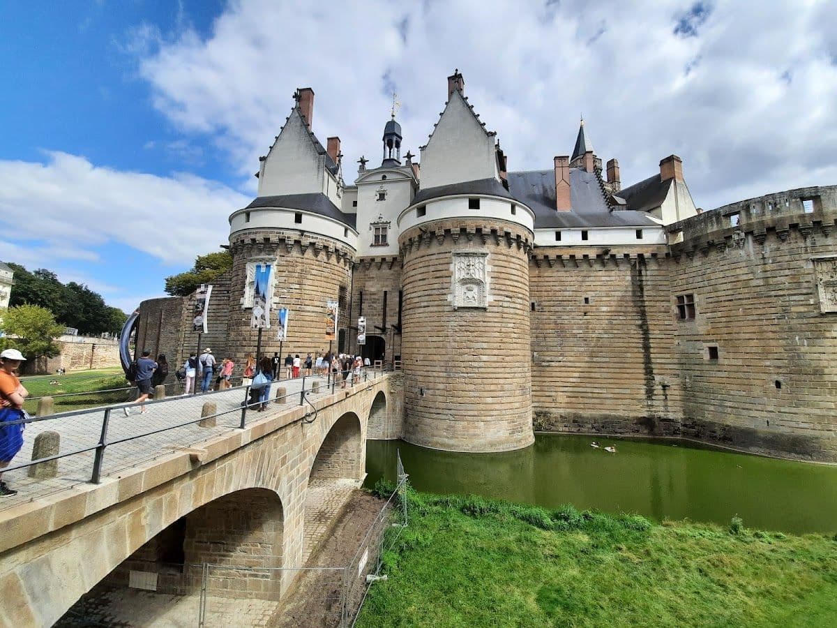 Nantes Travel Guide: Plan Your Perfect Trip