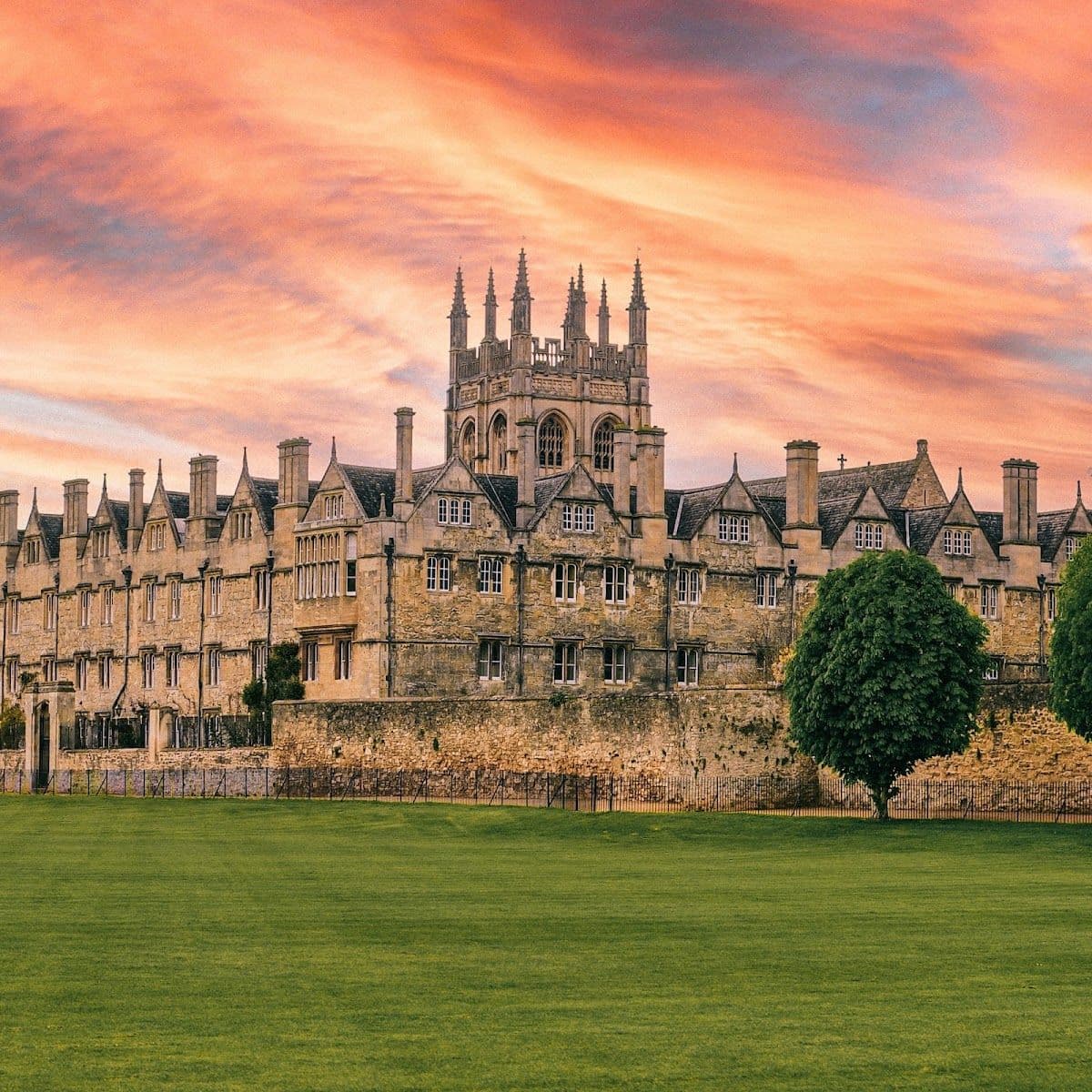 Oxford Travel Guide: Plan Your Perfect Trip