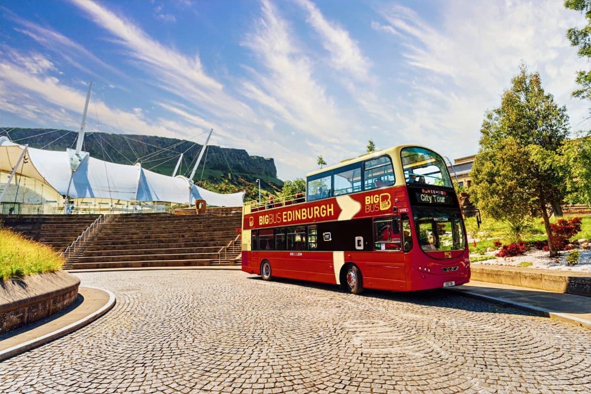 Big Bus Tours Edinburgh Hop-on, Hop-off Sightseeing Tour