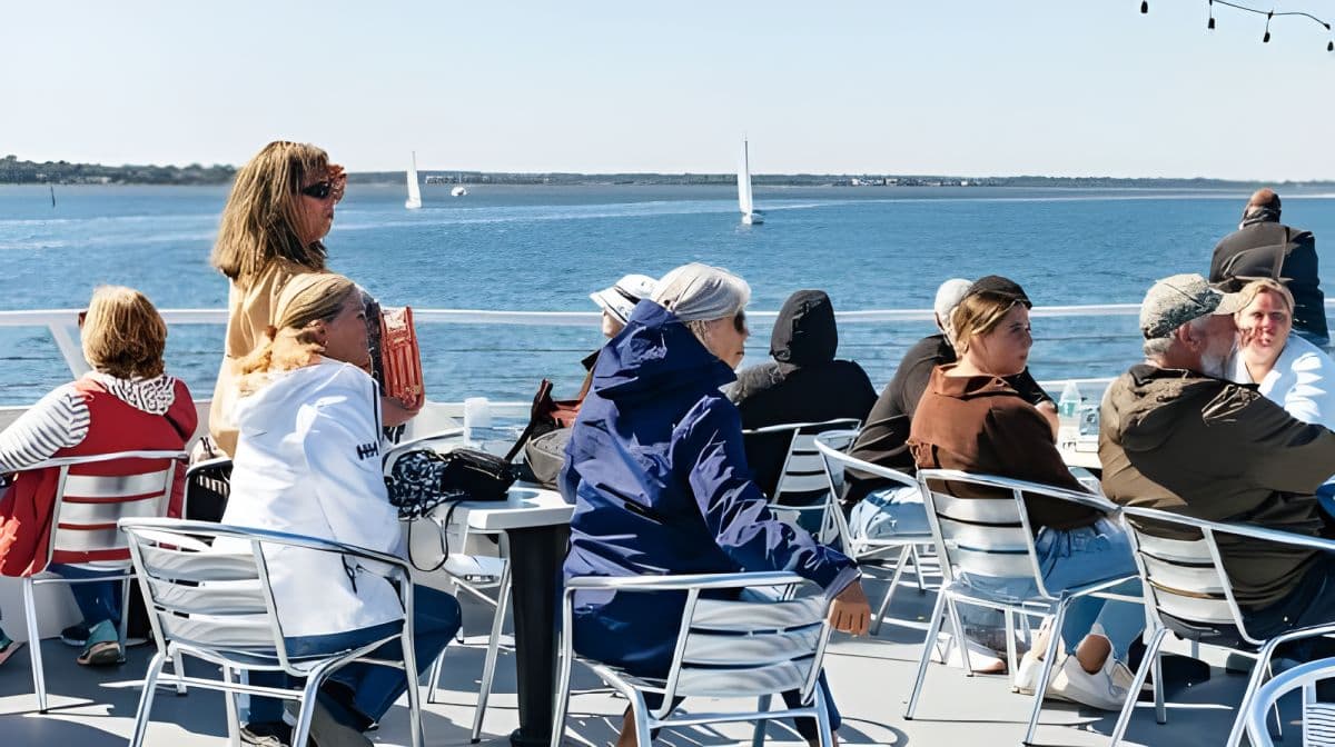 Charleston: Daytime or Sunset Historic Harbor Cruise Day Tours