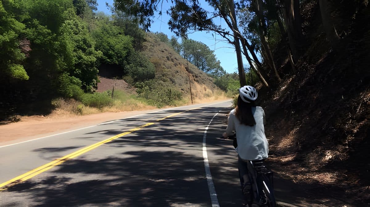 Golden Gate Bridge Bike Rentals - Very Close To The Bridge!