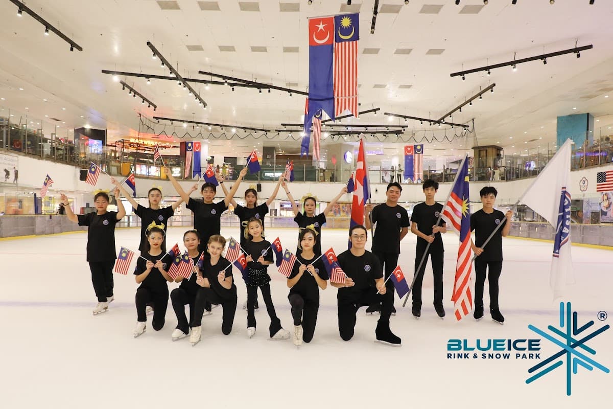 Blue Ice Skating Rink @ Paradigm Mall Johor Bahru